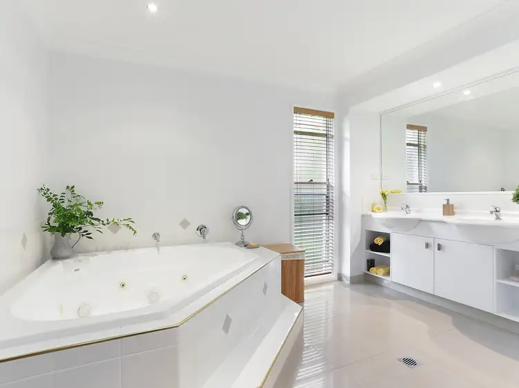 Third view of Homely house listing, 31 Virginia Avenue, Hawthorne QLD 4171