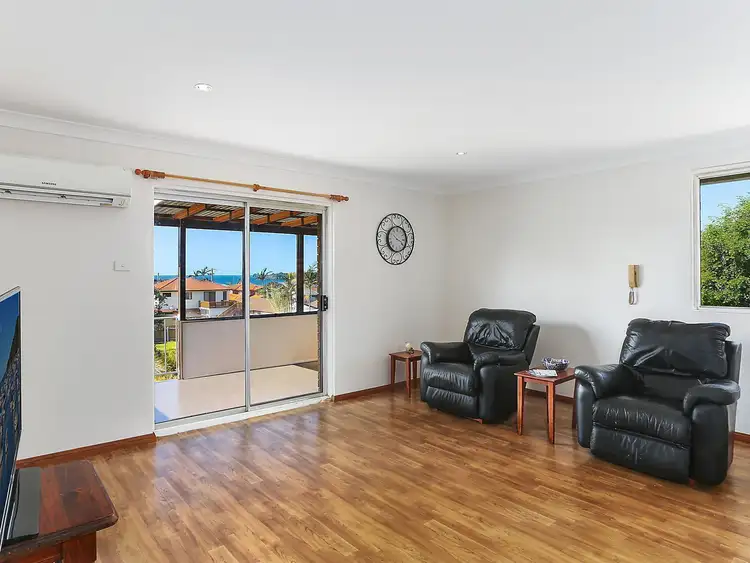 Third view of Homely unit listing, 8/86 Oxley Avenue, Kiama Downs NSW 2533