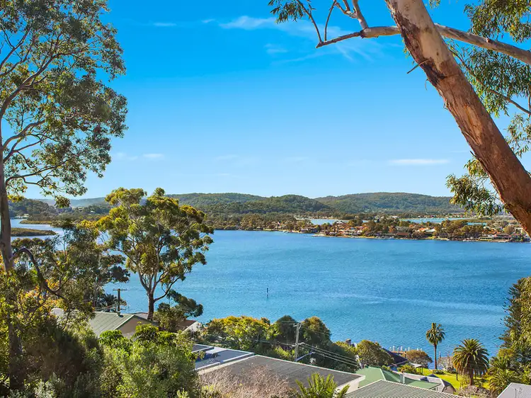 37 Bay View Crescent, Blackwall NSW 2256