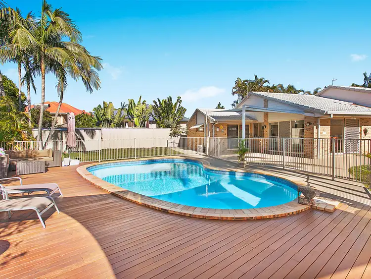 1 Cranbourne Court, Robina QLD 4226