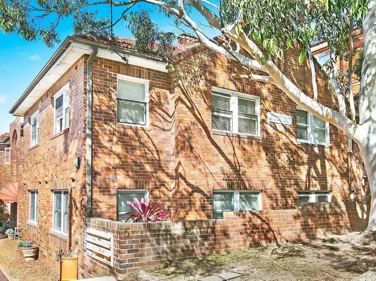 Second view of Homely apartment listing, 3/5 Griffin Street, Manly NSW 2095