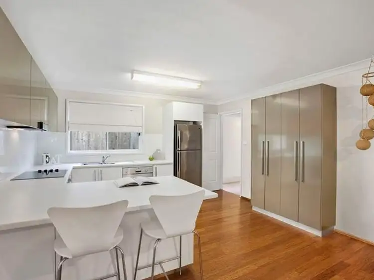 Second view of Homely villa listing, 3/5 Henley Avenue, Wollongong NSW 2500