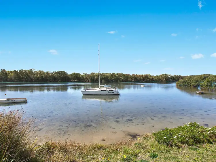 36 Charles Avenue, Minnamurra NSW 2533