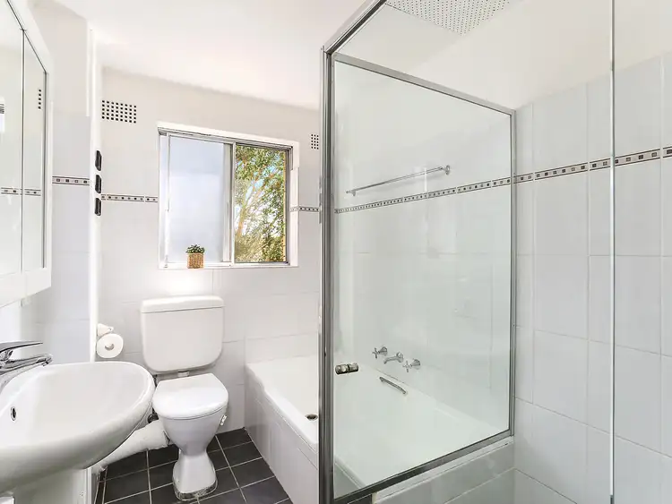 Fifth view of Homely apartment listing, 4/3 Burley Street, Lane Cove NSW 2066