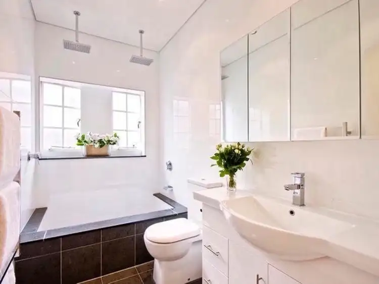 Third view of Homely apartment listing, 4/118 Bondi Road, Bondi NSW 2026