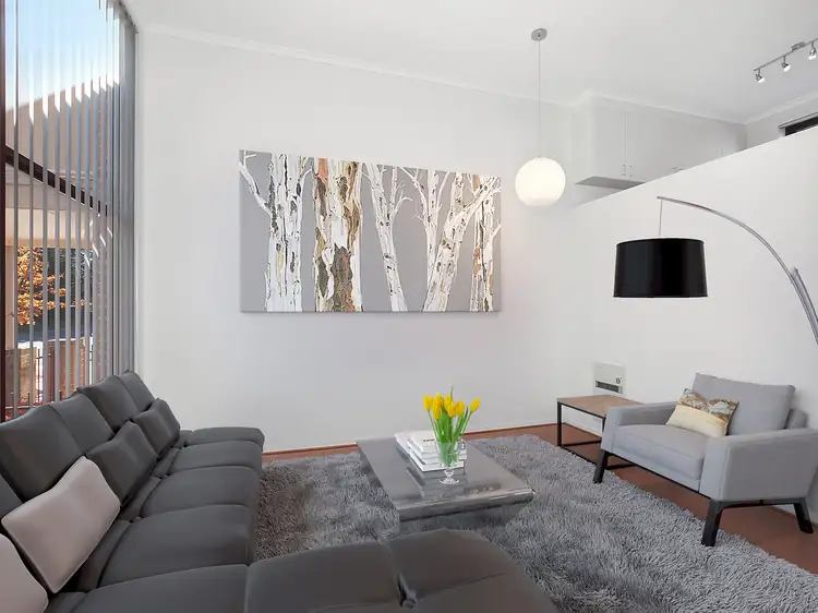 27 Cavanough Street, Phillip ACT 2606