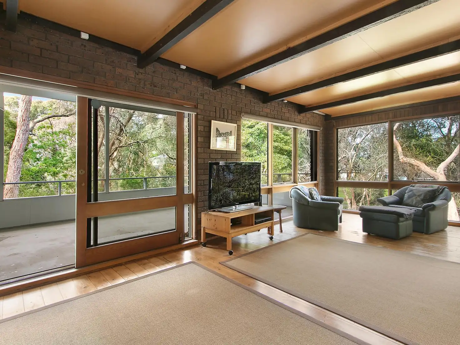 Main view of Homely house listing, 32 Marianne Way, Mount Waverley VIC 3149