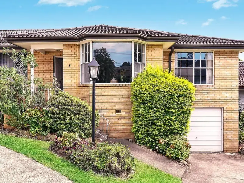 Main view of Homely villa listing, 5/6 Lovell Road, Eastwood NSW 2122