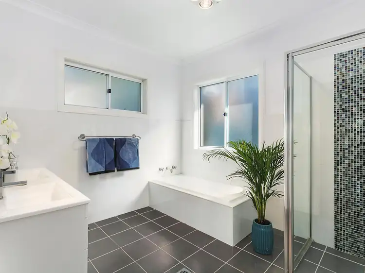 Fifth view of Homely house listing, 6 Lantarra Place, Figtree NSW 2525