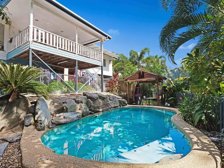 6 McGuane Close, Brinsmead QLD 4870