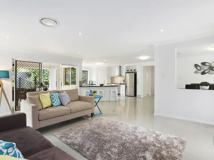 Main view of Homely house listing, 31 Virginia Avenue, Hawthorne QLD 4171