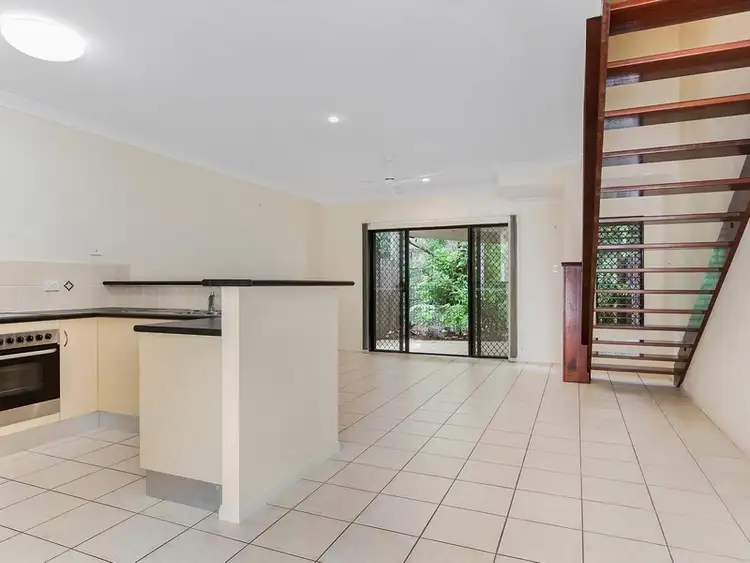 15/11 Stratford Parade, Stratford QLD 4870