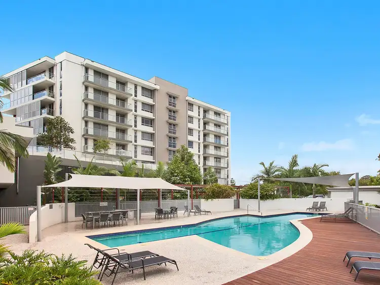 133/135 Lakelands Drive, Merrimac QLD 4226