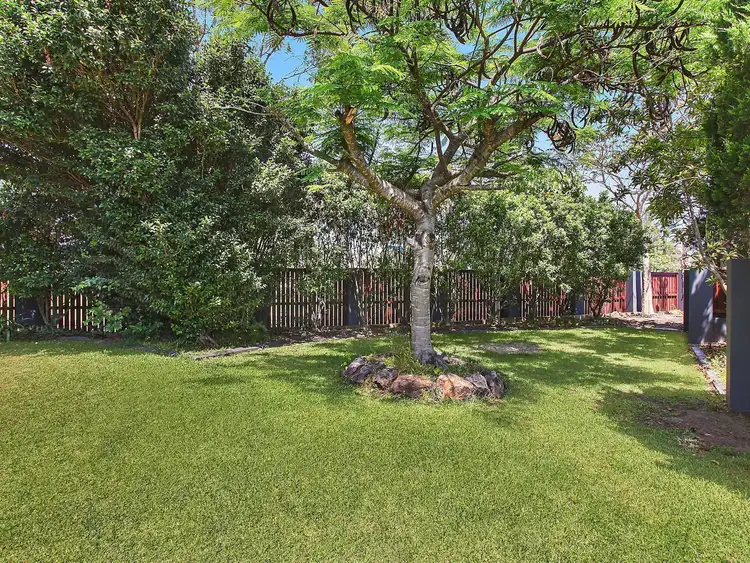 Sixth view of Homely house listing, 2/11 Tahiti Avenue, Palm Beach QLD 4221