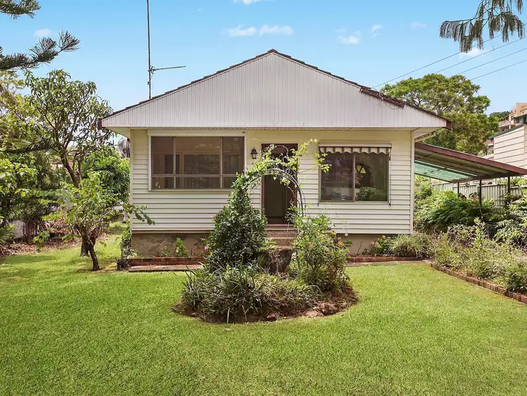 15b Northcote Street, Wollongong NSW 2500