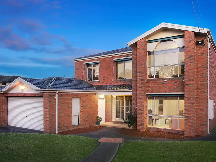 6 Mount Pleasant Drive, Mount Waverley VIC 3149