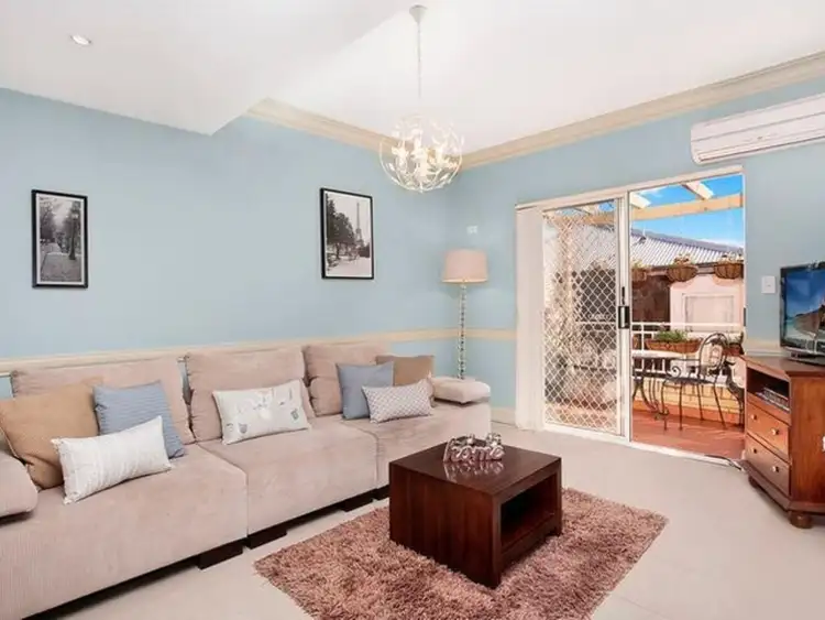 8/9 Grosvenor Street, Croydon NSW 2132