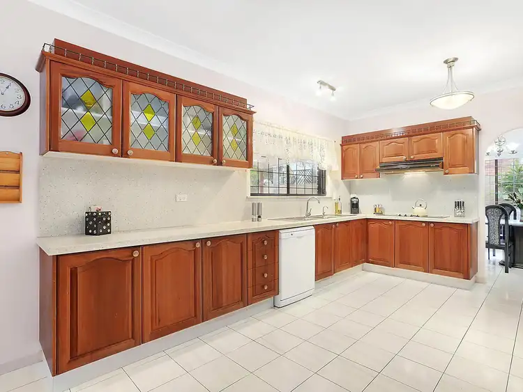 Second view of Homely house listing, 10 Rhuddlan Street, Carindale QLD 4152