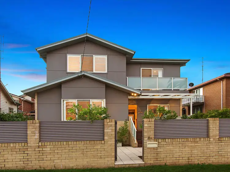 8A Robinson Street, Wollongong NSW 2500