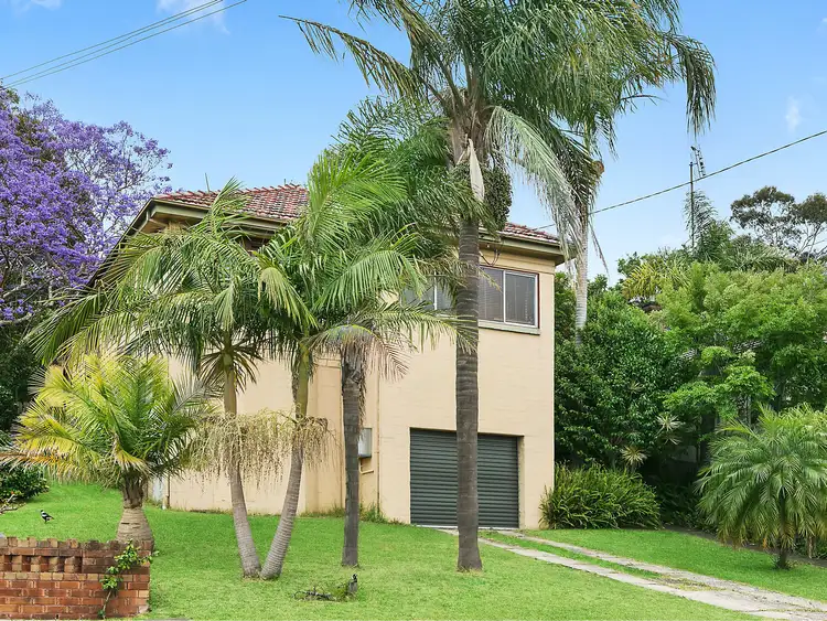 Second view of Homely house listing, 30 Figtree Crescent, Figtree NSW 2525