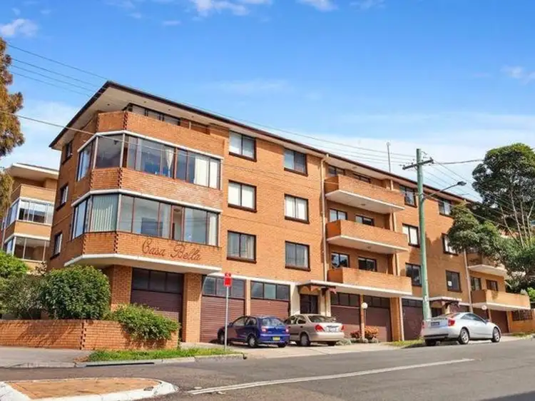 Third view of Homely apartment listing, 4/126 Brook Street, Coogee NSW 2034