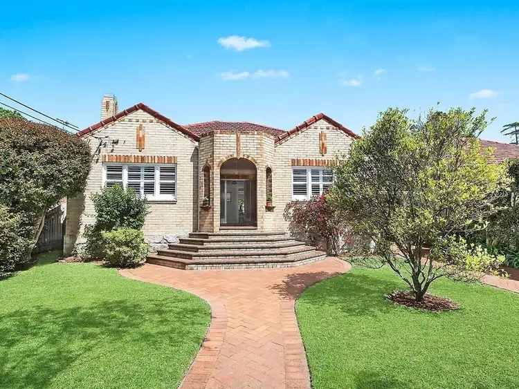 27 Park Avenue, Roseville NSW 2069