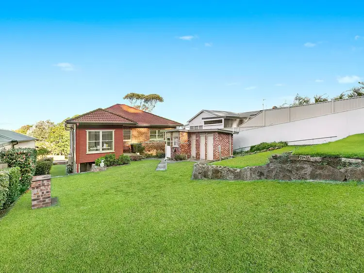 Fourth view of Homely house listing, 18 Wigram Road, Austinmer NSW 2515