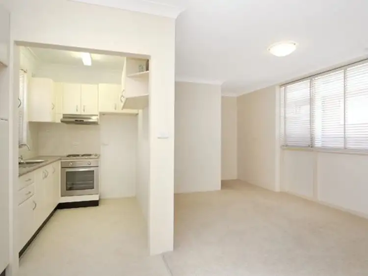 2/4 Houston Road, Kensington NSW 2033