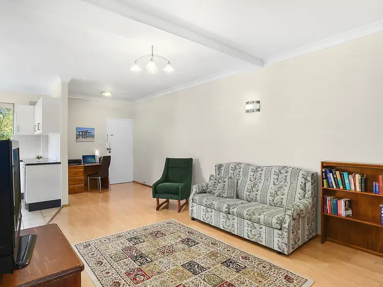 Third view of Homely apartment listing, 2/5 Allan Street, Wollongong NSW 2500