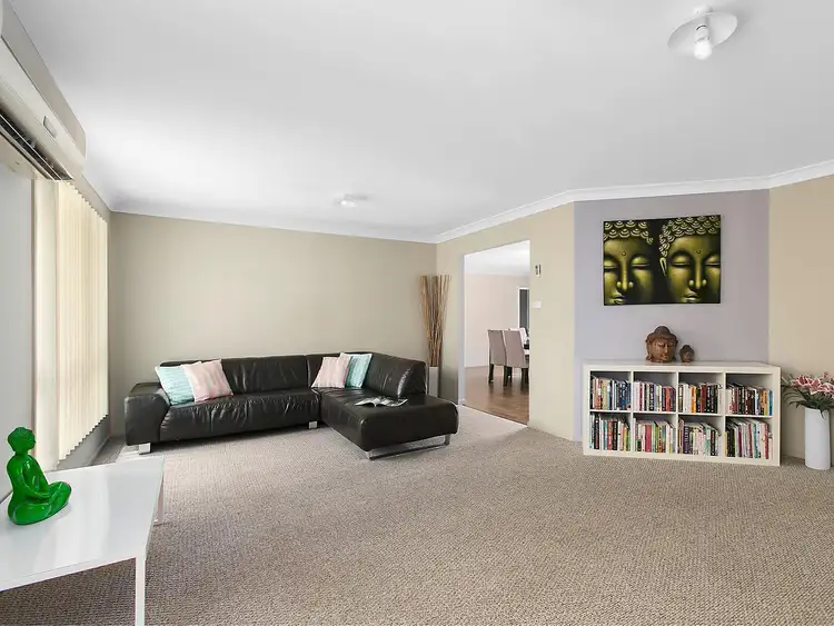 Fourth view of Homely house listing, 8 Hubbard Avenue, Horsley NSW 2530