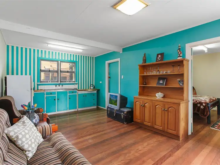 Fifth view of Homely block of units listing, 9 Nyrang Avenue, Palm Beach QLD 4221