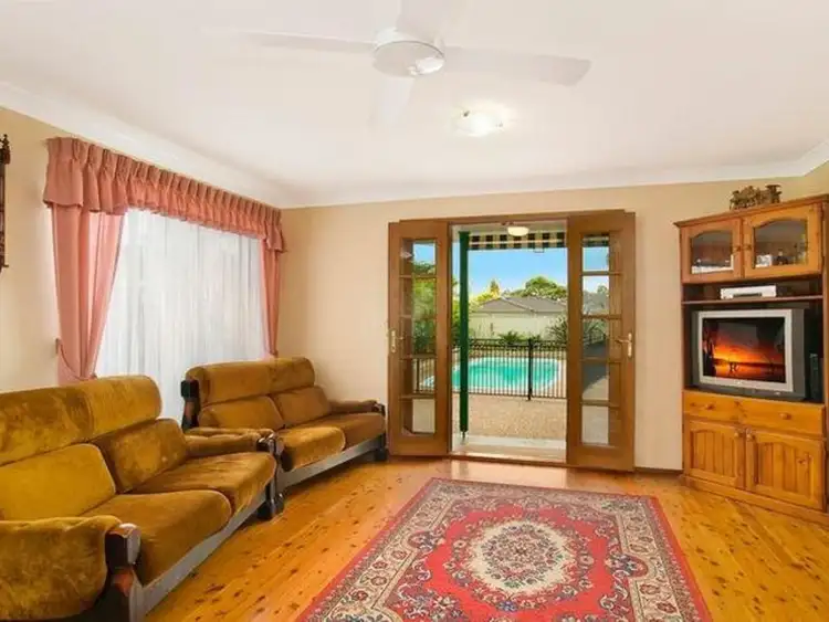 28 Harrison Street, Warners Bay NSW 2282