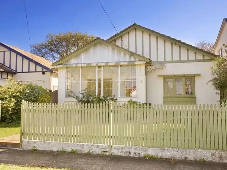 9 Strathmore Parade, Roseville NSW 2069