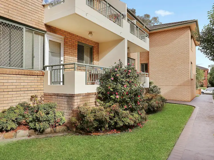 8/28 Loftus Street, Campsie NSW 2194