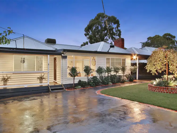 8 Cheeseman Street, Croydon VIC 3136