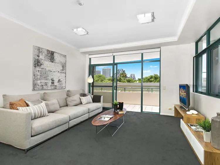 31/10 Goodwin Street, Kangaroo Point QLD 4169
