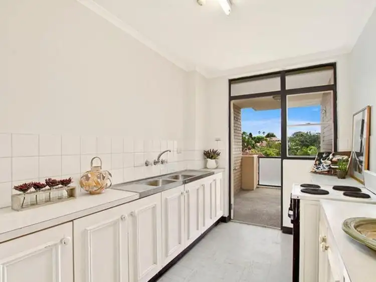 Third view of Homely apartment listing, 13/6 Prospect Avenue, Cremorne NSW 2090