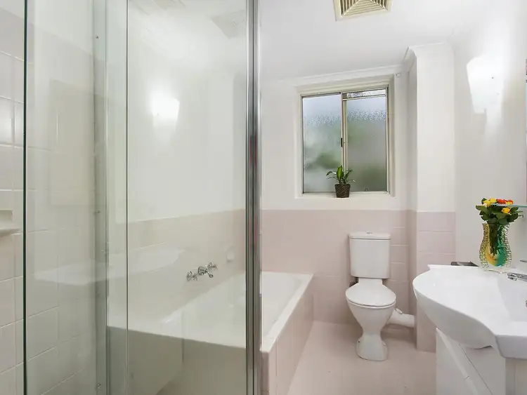 Fourth view of Homely apartment listing, 3/140 Burns Bay Road, Lane Cove NSW 2066