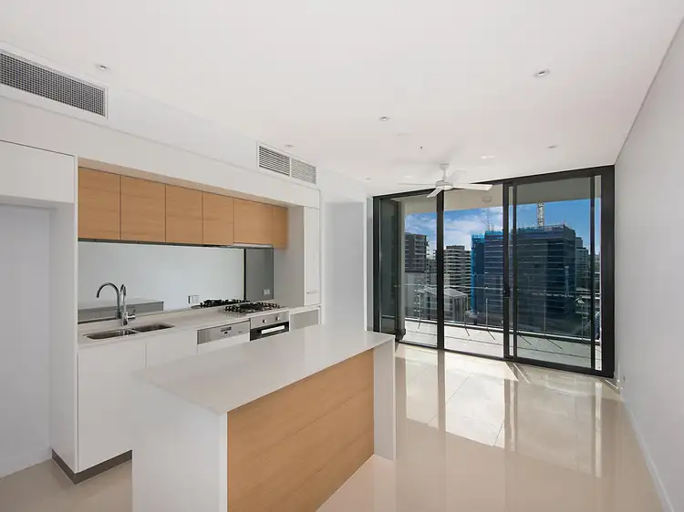 3043/33 Remora Road