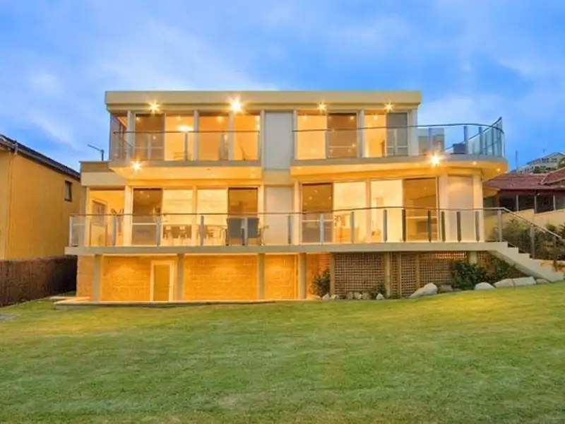 Main view of Homely house listing, 18 Pearce Street, South Coogee NSW 2034