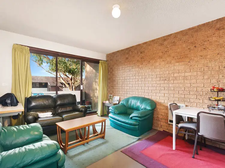 17/30 Springvale Drive