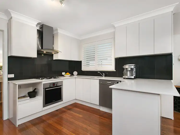 7 Orchard Street, Toowong QLD 4066