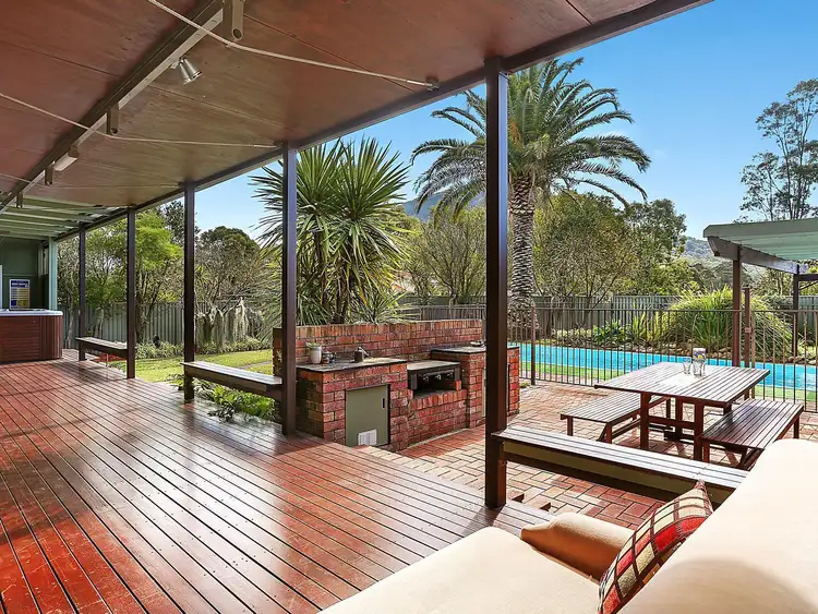 Fourth view of Homely house listing, 8 Carlon Crescent, Farmborough Heights NSW 2526