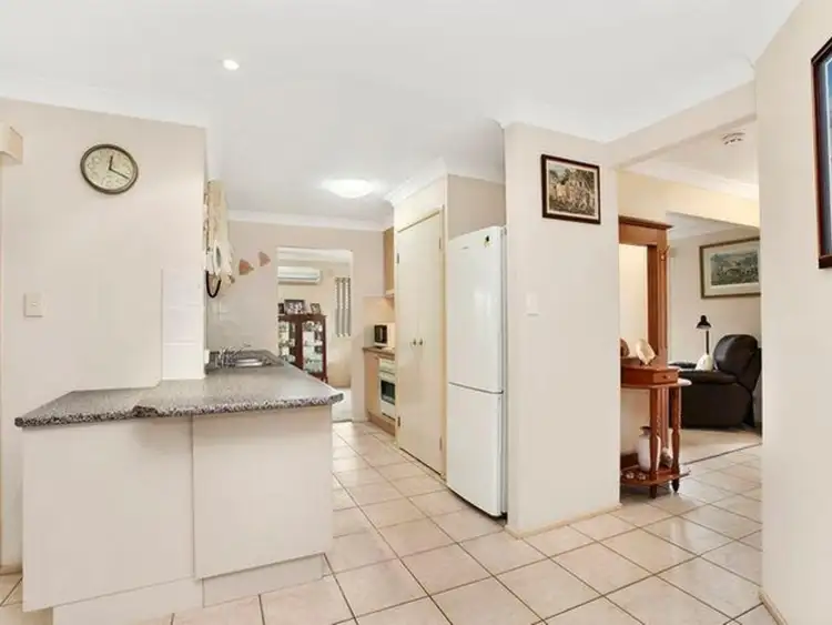 Fourth view of Homely house listing, 2 Camdre Court, Cleveland QLD 4163