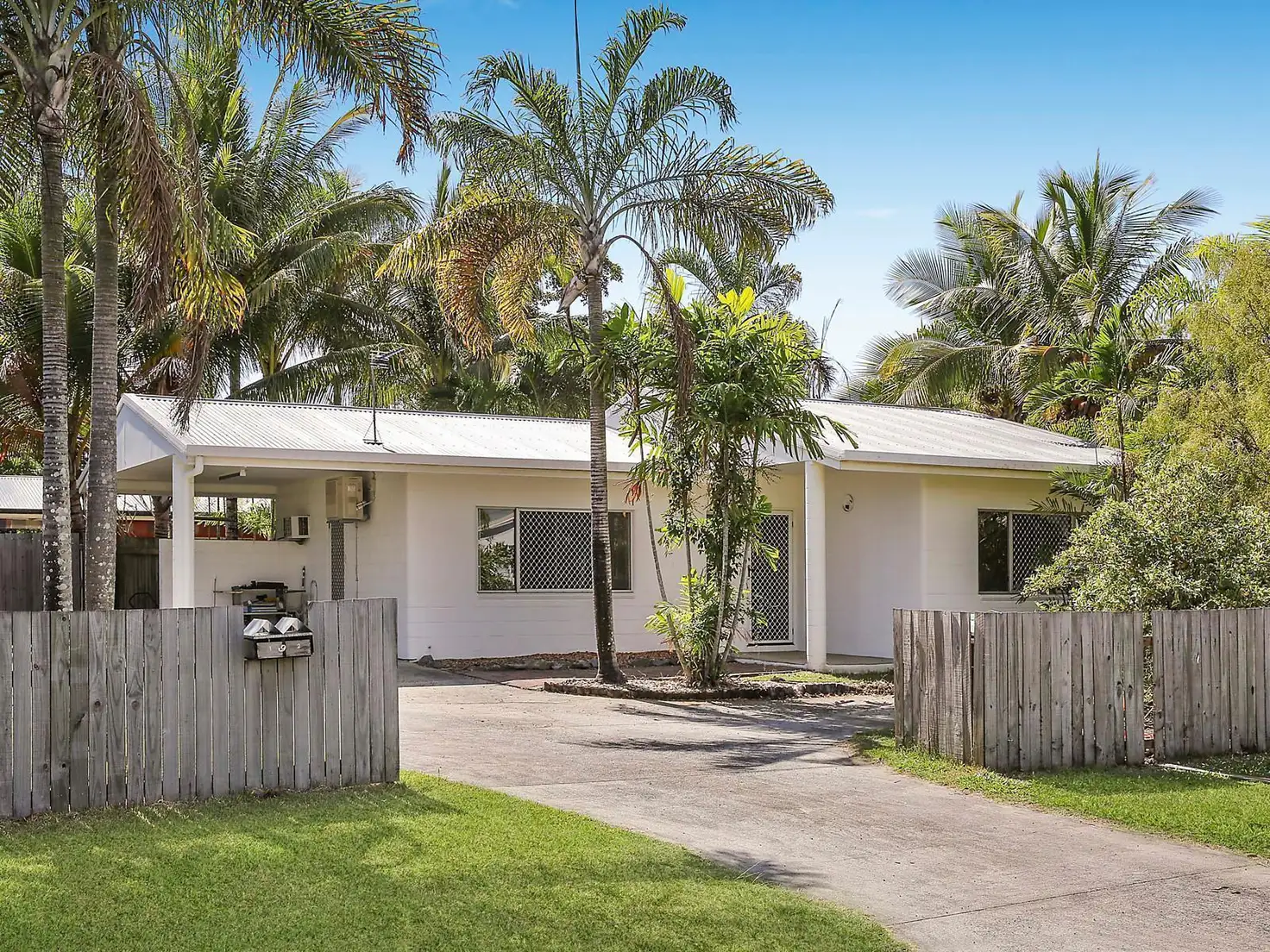 Main view of Homely apartment listing, 1/9 Bondi Crescent, Kewarra Beach QLD 4879
