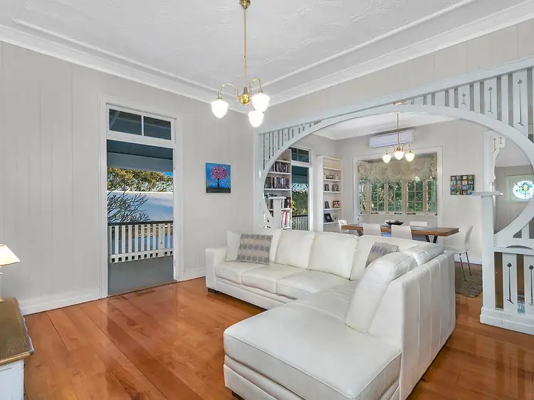 22 Lodge Street, Toowong QLD 4066