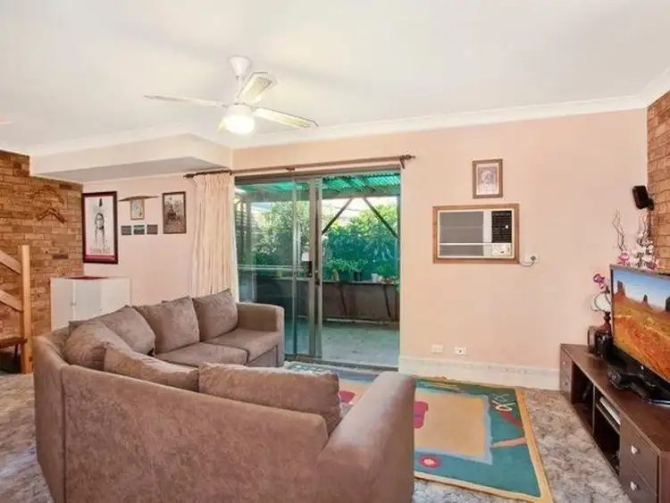 2/173 Ocean View Road, Ettalong Beach NSW 2257