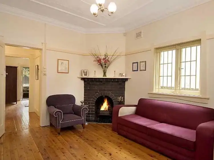 47 Augustus Street, Enmore NSW 2042