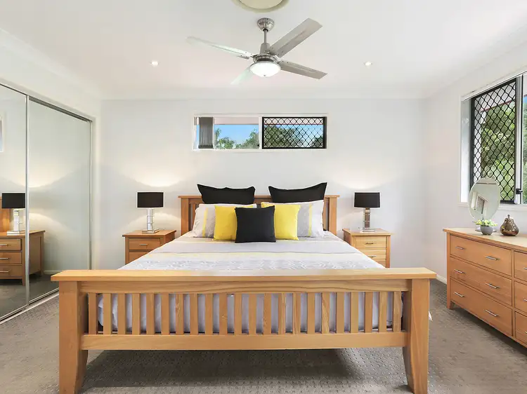 Second view of Homely house listing, 31 Virginia Avenue, Hawthorne QLD 4171
