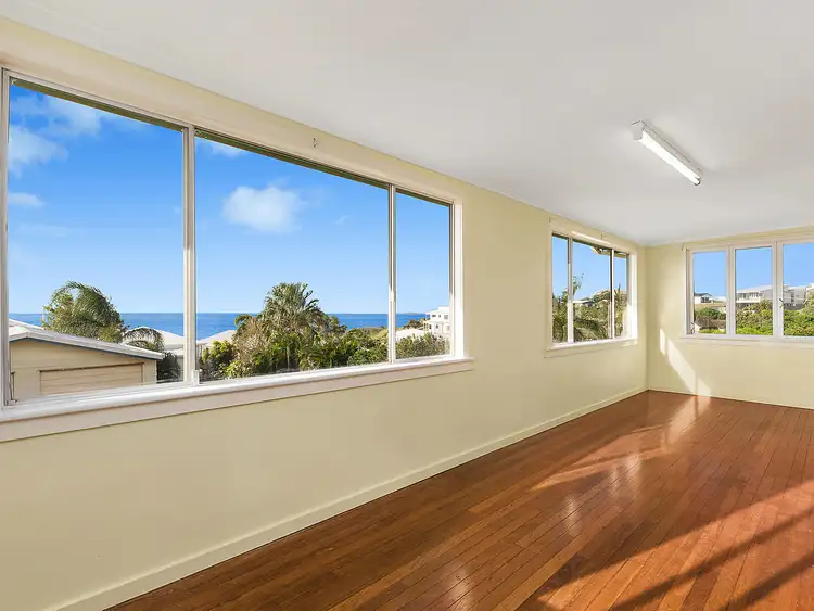 33 Matthew Flinders Drive, Cooee Bay QLD 4703